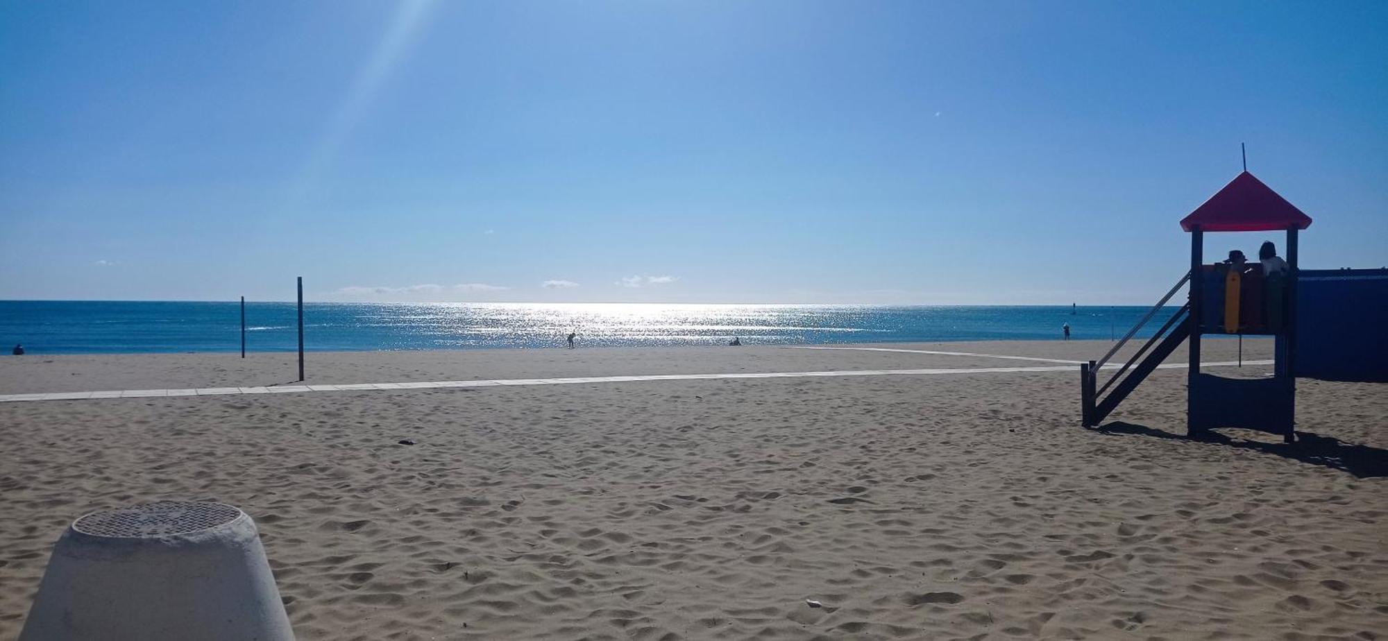 Apartamento Frente Al Mar Paz Y Relax Фуeнхирола Екстериор снимка