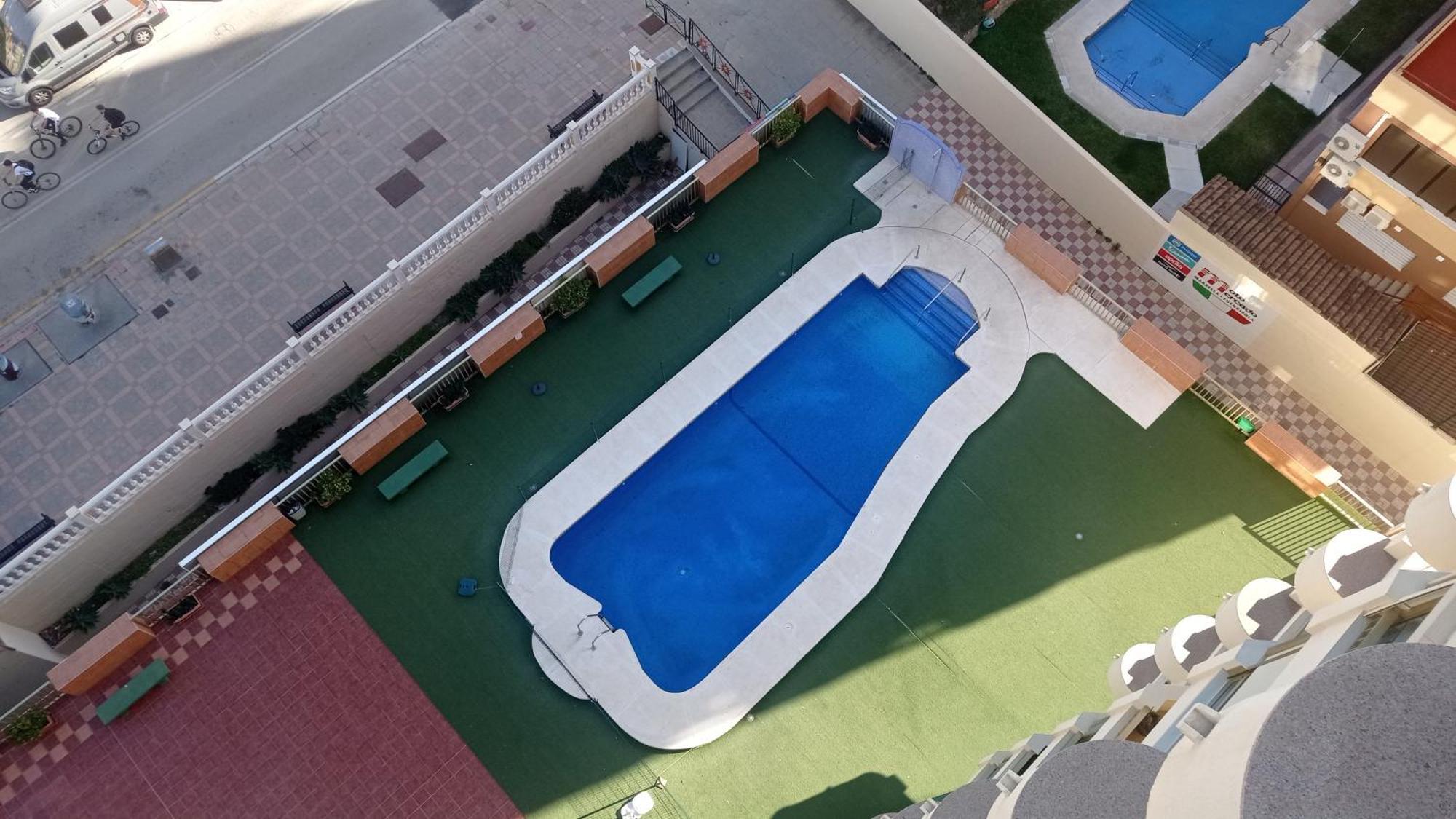 Apartamento Frente Al Mar Paz Y Relax Фуeнхирола Екстериор снимка