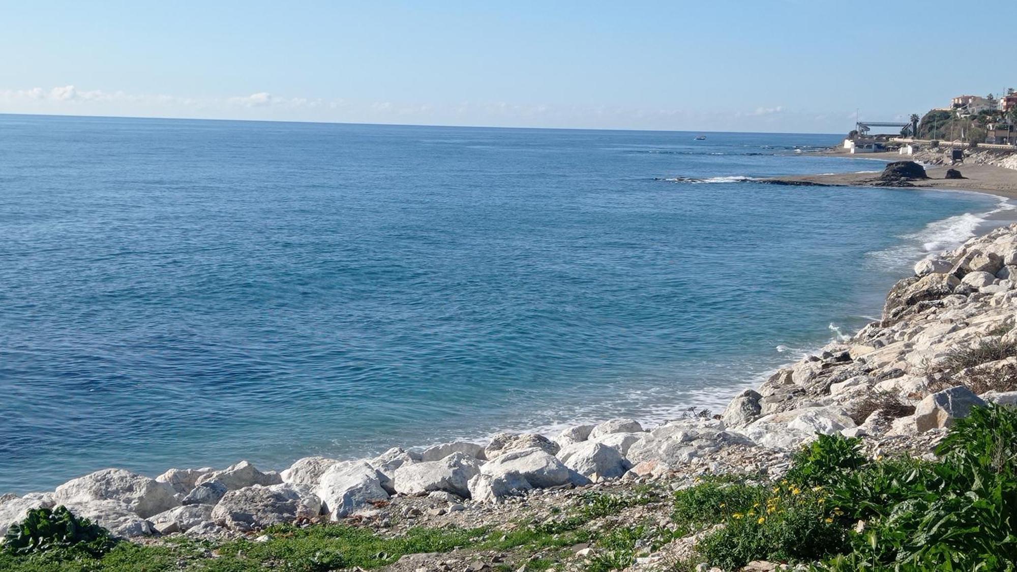 Apartamento Frente Al Mar Paz Y Relax Фуeнхирола Екстериор снимка